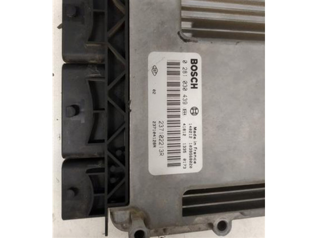 Блок управления 237102213R, 237104128R Dacia Dokker