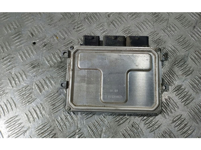 Řídící jednotka 9806713880 Peugeot 301 2015