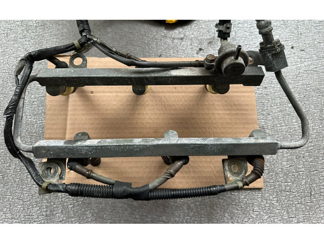 Vstřikovač MD135259, MD111421 Mitsubishi Pajero