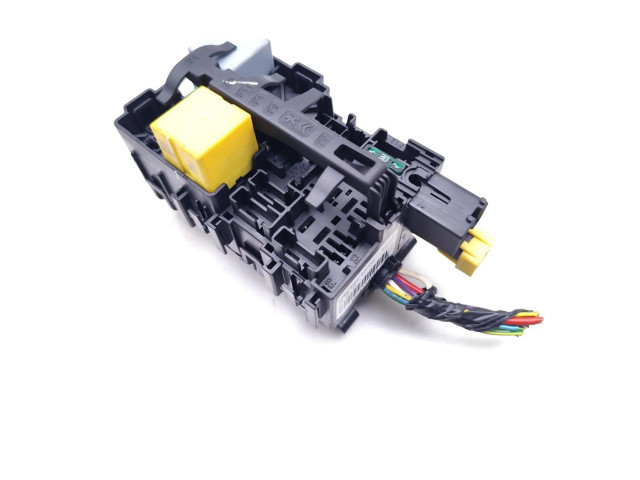 Блок предохранителей  9806192580   Peugeot 2008 I    