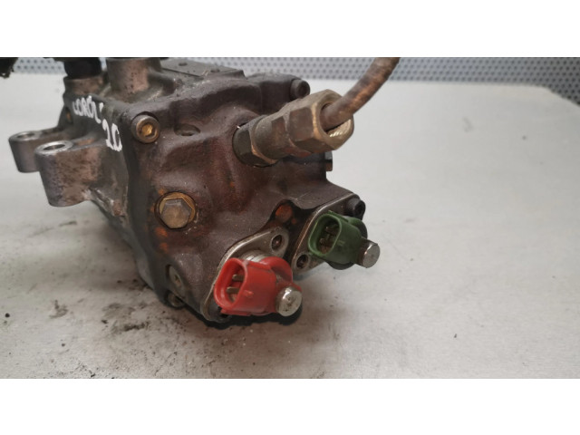 Топливный насос