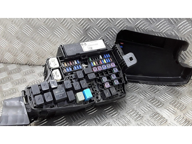 Pojistková skříňka kd4566767 Mazda 6 2013