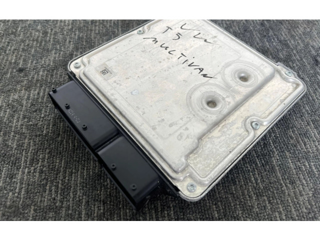 Řídící jednotka 03L907309M Volkswagen Multivan T5 2009