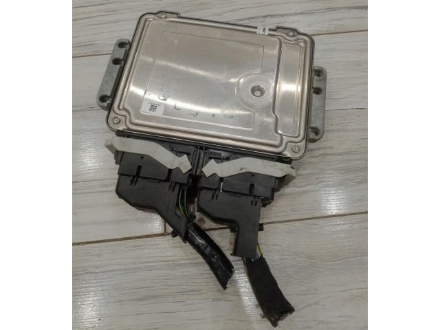 Блок управления двигателем Блок управления CV6A-12B684-BD   Ford B-MAX