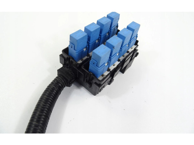   Pojistková skříňka 24382   Nssan Juke I F15 2014