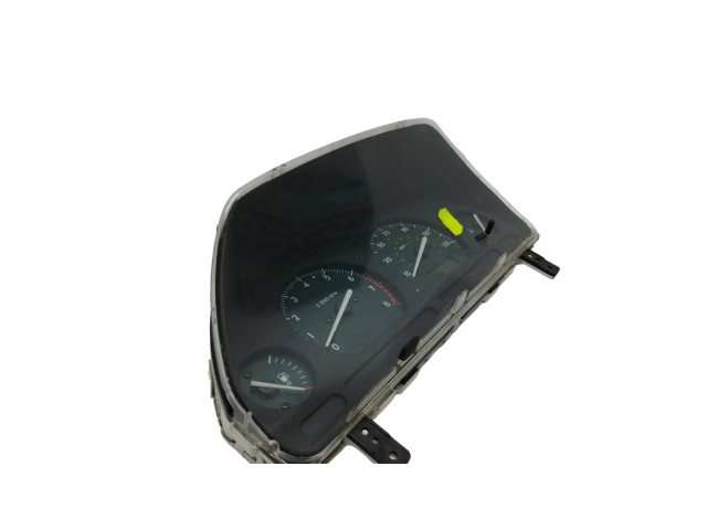 Přístrojová deska Land Rover Freelander 2001 LR0011001, YAC001040