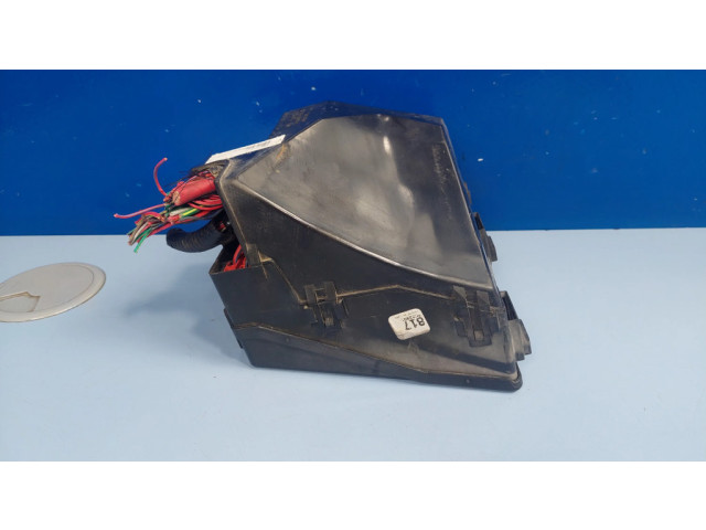 Блок предохранителей 71543150, XW4T14A003E Jaguar S-Type