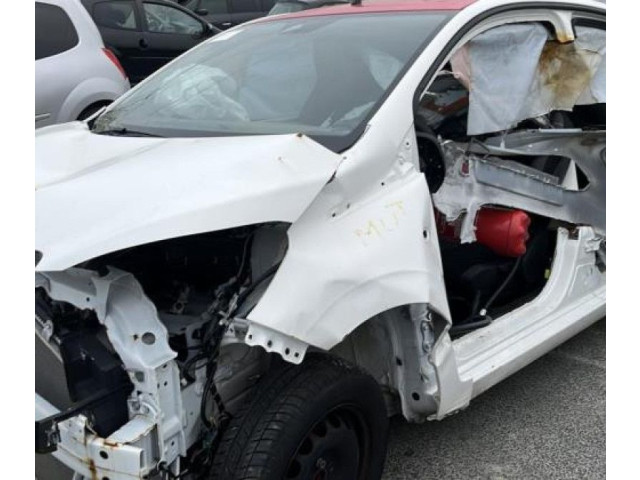 Панель приборов    Peugeot 108       