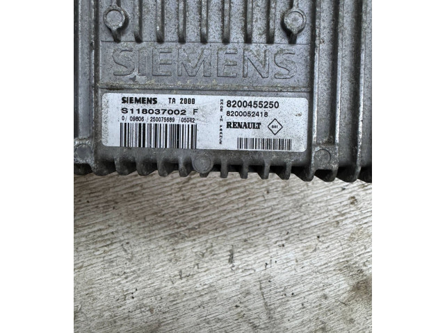 Блок управления коробкой передач 8200455250, 8117900038 Renault Clio II