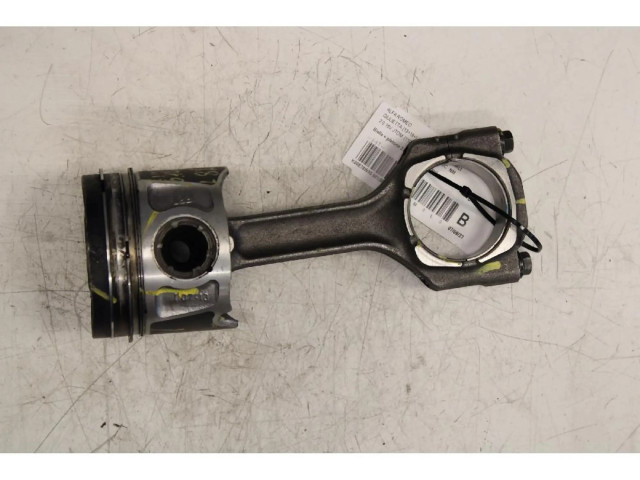 Поршень с шатуном Alfa Romeo Giulietta 1.4