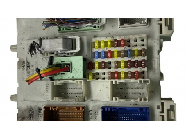 Блок предохранителей GV6T14A073DE, 0F20000   Ford Focus    