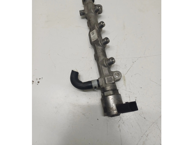 Vstřikovací lišta 04L089G, DFH   Volkswagen Tiguan     