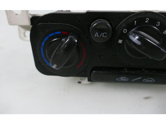 Блок управления климат-контролем    Mazda 323 F