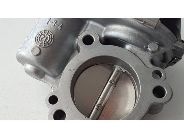 Дроссельная заслонка