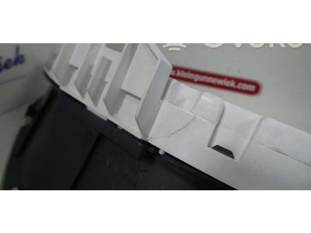 Панель приборов 31296228   Volvo C30       