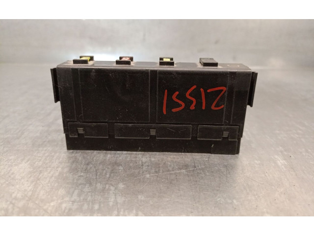 Pojistková skříňka 8264171010, 72818503YAZAKI Toyota Prius (XW30) 2012