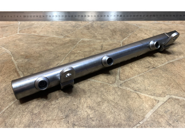 Vstřikovací lišta A6420703095 Mercedes-Benz C W204 OM 642.830