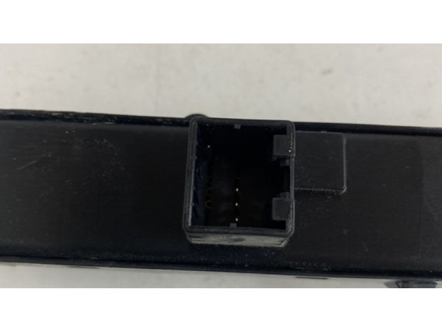 Включатель аварийных фонарей