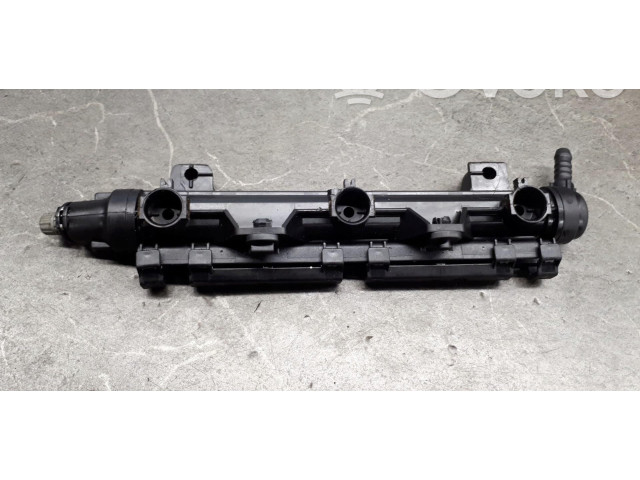 Vstřikovací lišta 03e133320a Seat Ibiza IV (6J,6P)