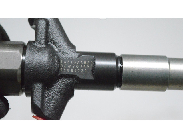 Форсунка 06K06720    Subaru Outback  EE20 