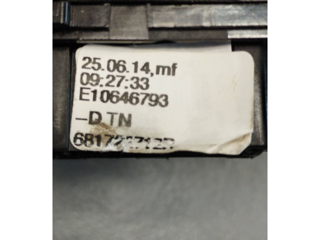 Переключатель дворников 681722712R Dacia Dokker