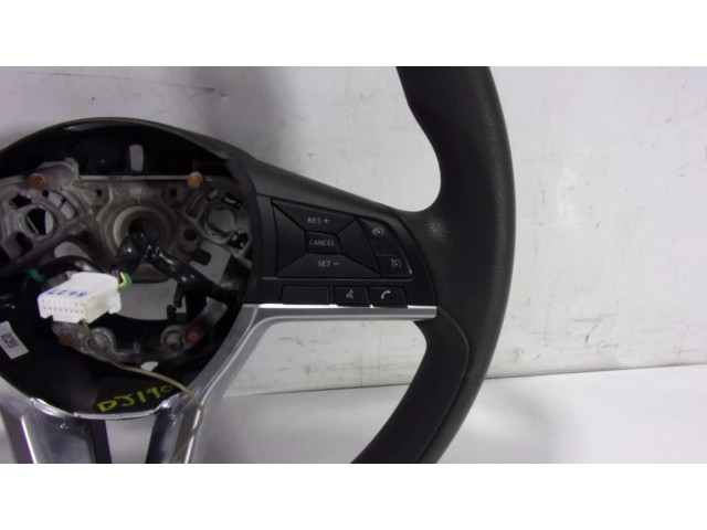Volant Nissan Micra C+C 2019 484305FA0A