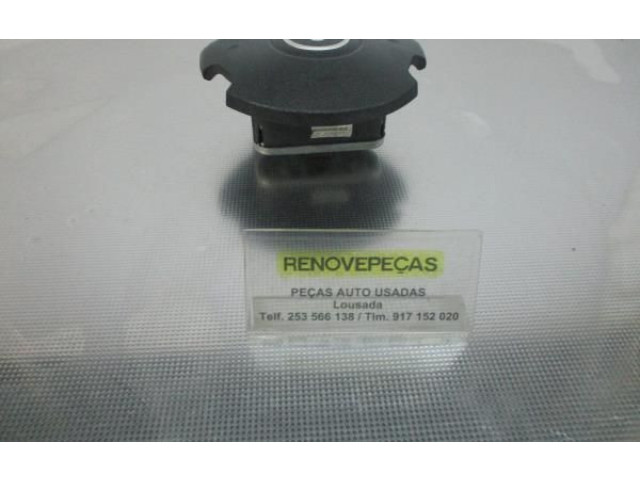 Подушка безопасности водителя 8200677496   Renault Clio III