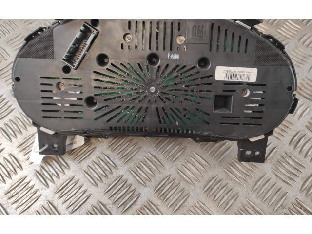 Панель приборов 688014257, 95218099   Chevrolet Orlando       