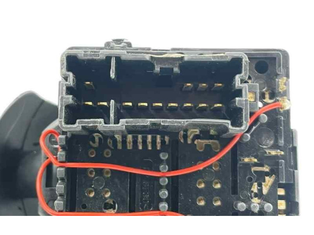 Ручка стеклоочистителей E10657730   Dacia Dokker