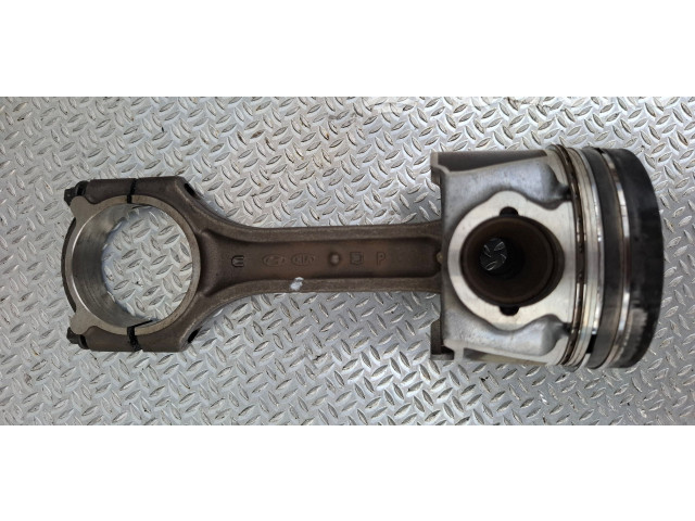 Рулевая рейка Поршень с шатуном 5AR073252 KIA Ceed 2006 - 2012 года