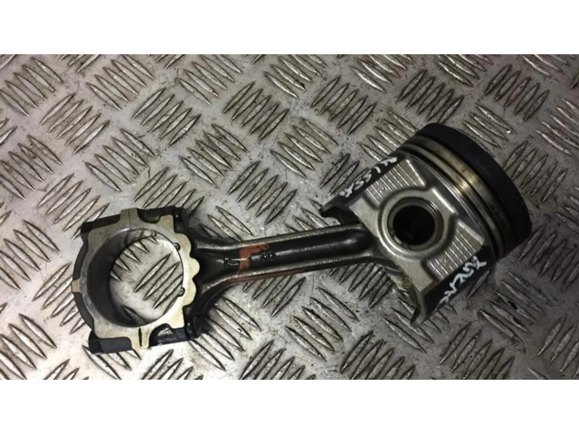 Поршень с шатуном Nissan Almera N16 для дизельного двигателя 2.2