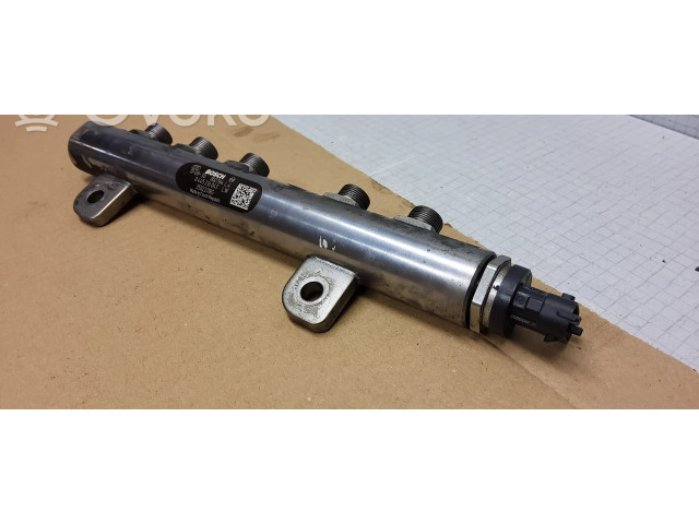 Топливная рампа 0445216043, 35022118G Jeep Grand Cherokee 3.0