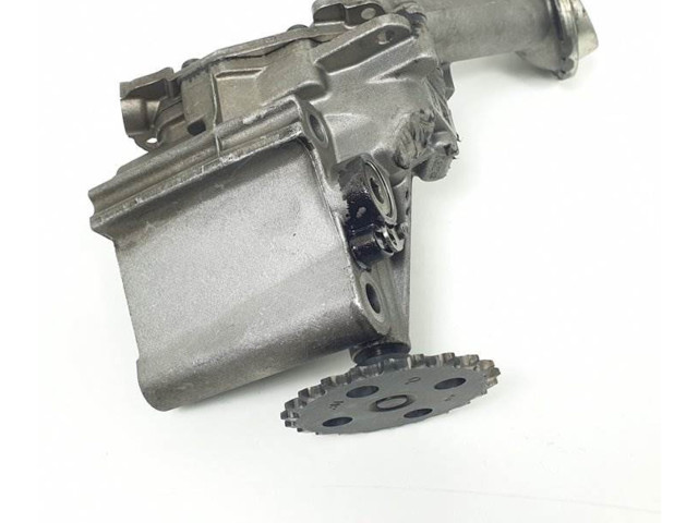 Масляный насос  K9K666 150003395R  Dacia Duster 1.5