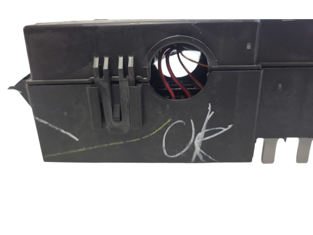 Блок предохранителей    Opel Ampera    