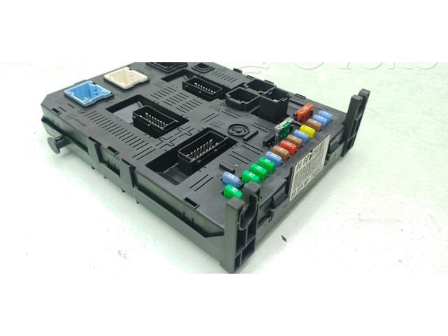 Блок предохранителей 9660105980 Citroen C4 I