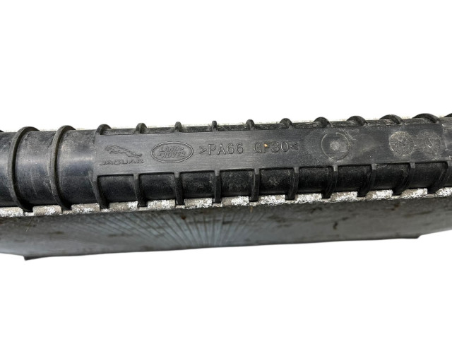 Комплект радиатора Land Rover Range Rover Velar 2017 - года HK838005AB