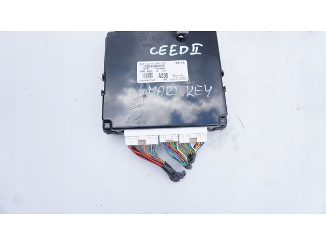 Блок АБС MODUSTEROWNIK   KIA  Ceed  2012 - 2018 года