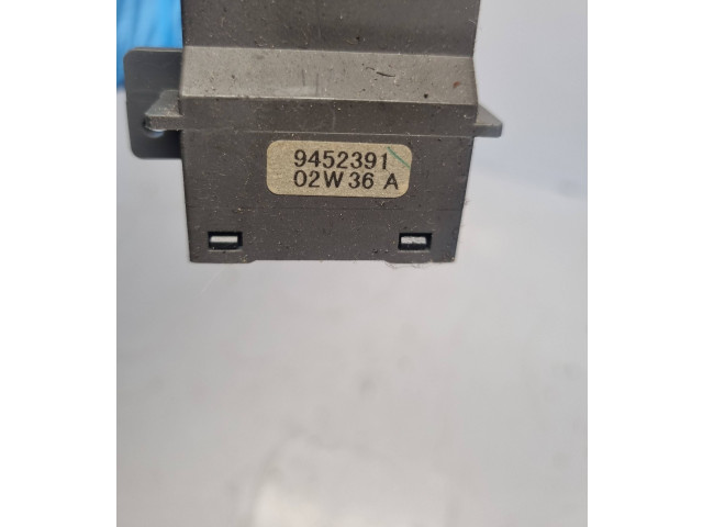 Ручка стеклоочистителей 9452391, 02W36A   Volvo V70