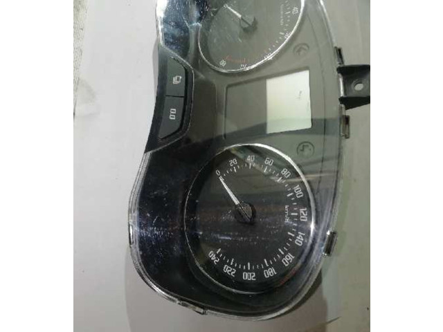 Панель приборов 5J0920811E Skoda Fabia Mk2 (5J)