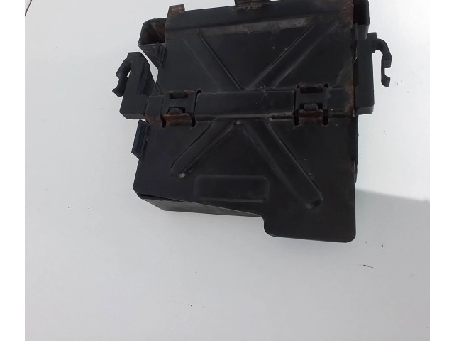 Блок предохранителей  13345424   Opel Meriva B    