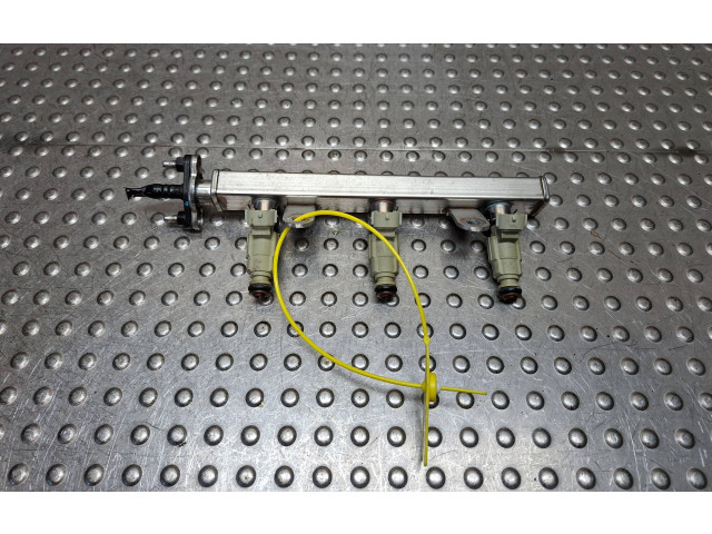 Топливная рампа 35310-04000, 35350-04000 Hyundai i10