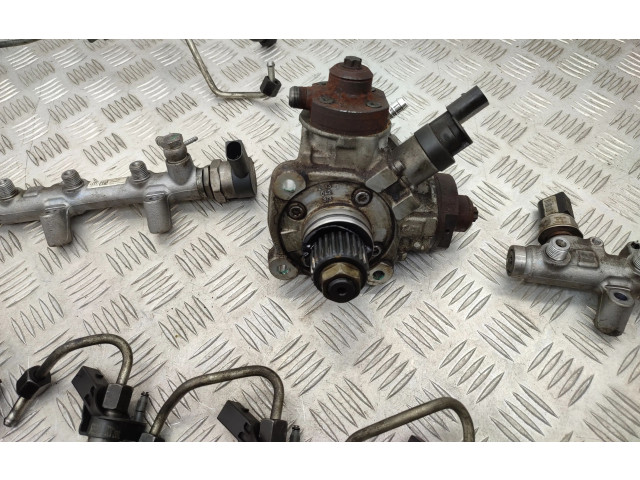 Vstřikovač 0986435453, 059130089BT Audi A8 S8 D4 4H