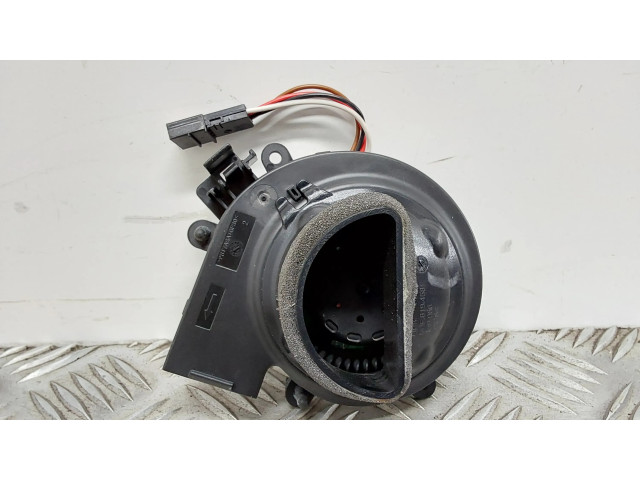 Вентилятор блока управления двигателем