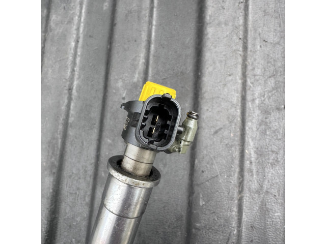 Vstřikovač H82868770, 889945 Infiniti FX pro naftový motor 3.0