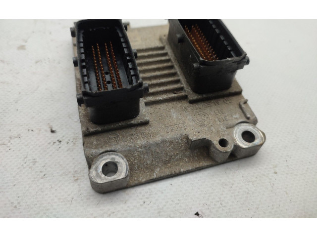 Řídící jednotka 0261204983, 1037352994   Fiat Punto (188) 2000