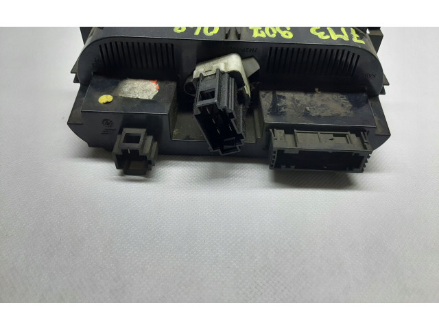 Блок управления климат-контролем 7M3907049   Ford Galaxy