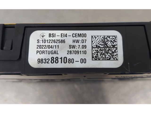 Блок предохранителей 9832881080 Peugeot 2008 I