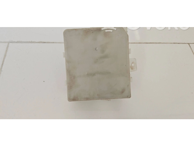 Pojistková skříňka 284B6EB30C Nissan Navara D40 2006