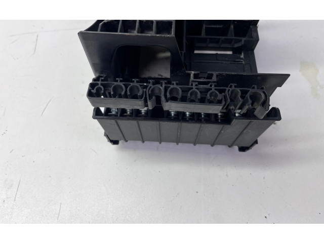   Pojistková skříňka 5N0937808   Volkswagen Tiguan 2013