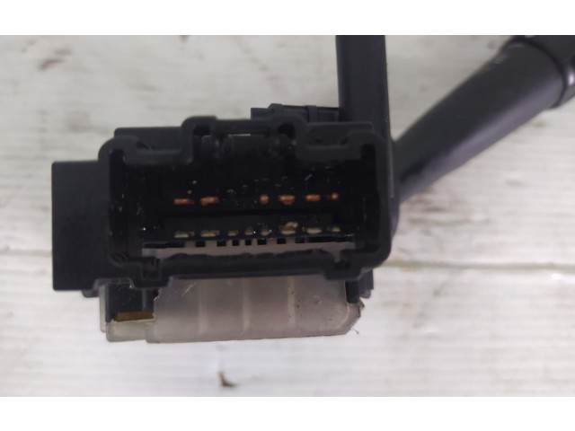 Переключатель дворников 173654LH Toyota Corolla Verso AR10